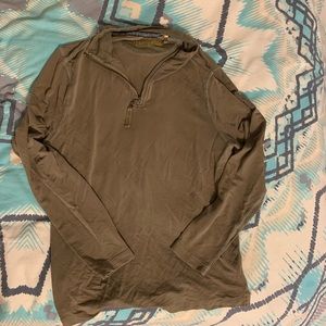 Men’s true grit pullover